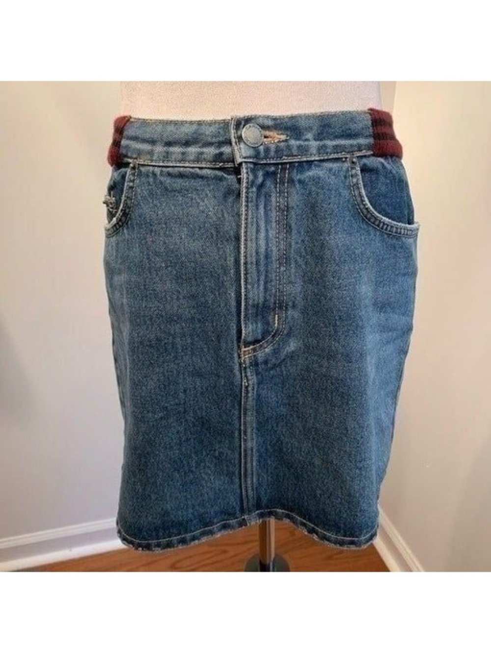 Carmar Denim Mini Skirt Sz 29